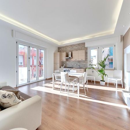 Ariston - Ciclabile Appartamento In Centro Al Mare Con Balcone ซานเรโม ภายนอก รูปภาพ